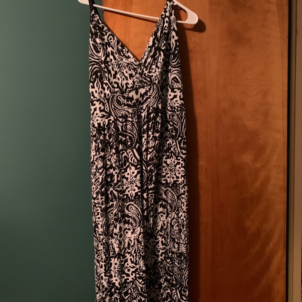 Black and white maxi